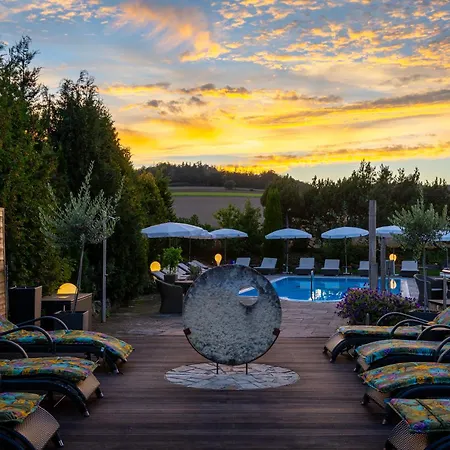 Freund Hotel 4*